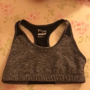 sports bra
